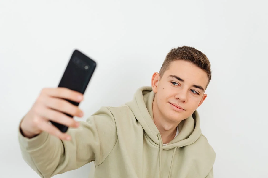 Invisalign for Teens: What Do They Need to Consider?